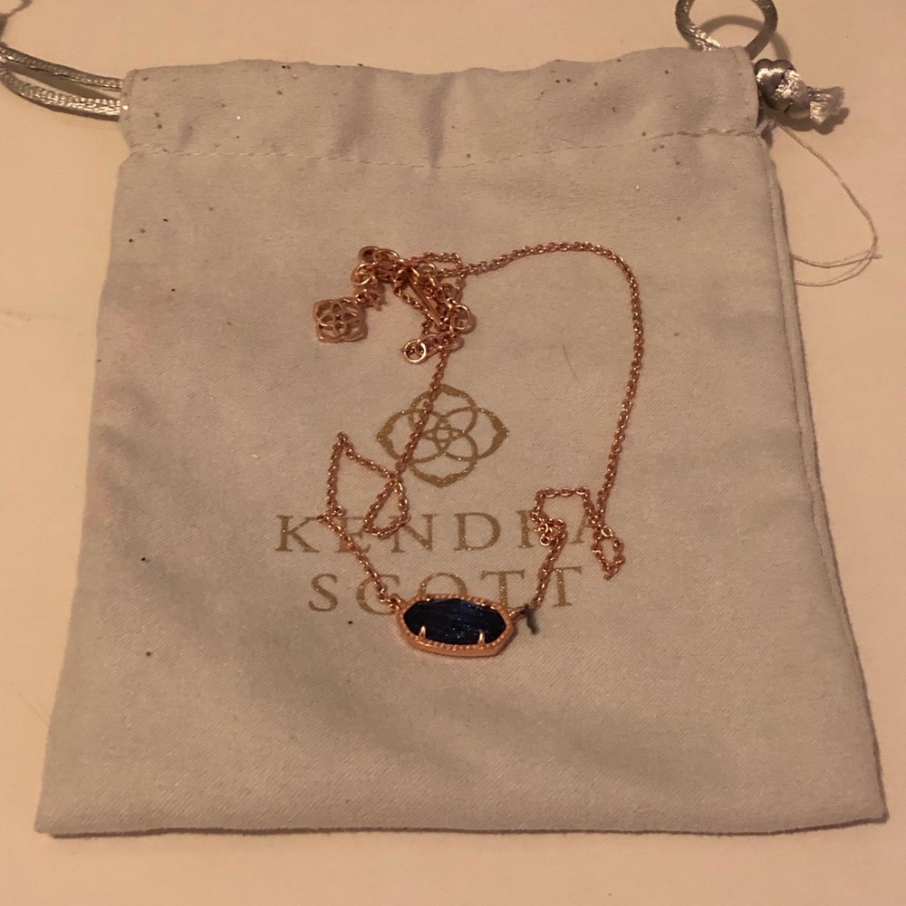 Kendra Scott Navy Dusted Elisa Necklace 🤩